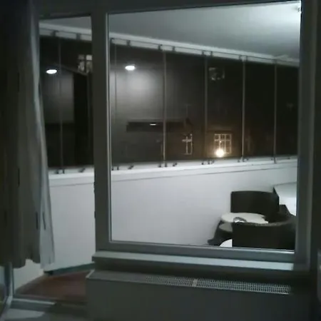 Apartment Old In Ba/5*luxus/3xtv/bar Internet